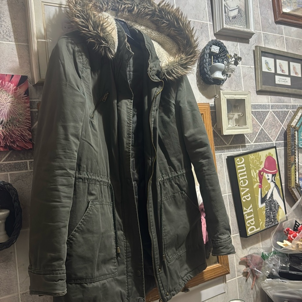 Glamsia coat